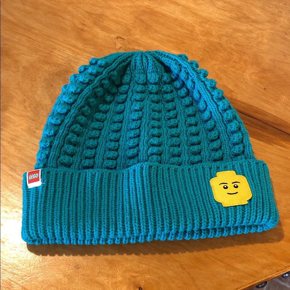 LEGO Teal Knit Beanie with Yellow Minifigure Patch